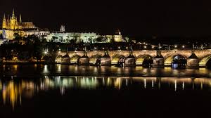 Karlův most se stavěl 45 let. Karluv Most G Cz