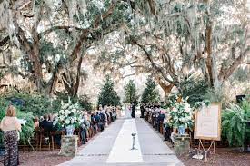 A Classic Gold Wedding At Caledonia Fish Club A Lowcountry Wedding Blog Magazine Charleston Savannah Hilton Head Myrtle Beach South Carolina Beach Wedding Wedding Venues Beach Lowcountry Wedding