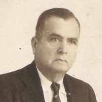 Manuel Magallon's Instagram, Twitter & Facebook