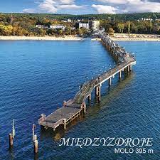Międzyzdroje, in english known as misdroy, is a town and a seaside resort in northwestern poland on the island of wolin on the baltic coast. Magnes 3d Na Lodowke Miedzyzdroje Molo 8062253528 Oficjalne Archiwum Allegro
