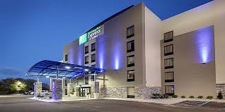 Hotels In Jackson Ms Holiday Inn Express Suites Jackson Downtown Coliseum