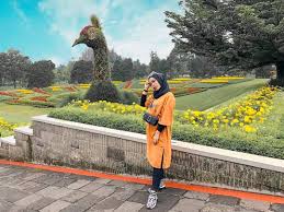 Inilah daftar tempat wisata terbaik di gresik, jawa timur. Gaya Foto Di Taman