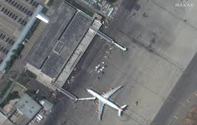 Another explosion was heard from the direction of kabul's airport, rt's senior correspondent murad gazdiev reported on thursday. Maxar Satellite Images Show Thousands Of People At Kabul Airport Spaceflight Now
