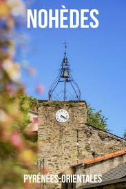 Les Plus Beaux Villages Des Pyrenees Orientales Blog Kikimag Travel En 2020 Pyrenees Pyrenees Orientales Randonnee Pyrenees Orientales