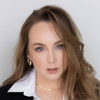 Amanda Borsuk's Instagram, Twitter & Facebook