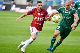 I niejako w odpowiedzi po raz trzeci w tym sezonie na listę strzelców wpisał się kacper laskoś, który. Wisla Krakow Slask Wroclaw 0 1 W 1 Kolejce Ekstraklasy Sport W Interia Pl