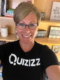 Crystal Blais's Instagram, Twitter & Facebook