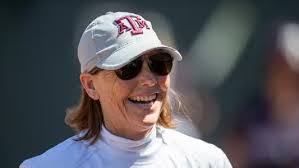 Jo Evans's Instagram, Twitter & Facebook