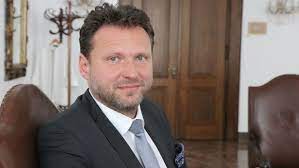 Předseda poslanecké sněmovny radek vondráček je v karanténě. Filip Je Za Vyrok V Podmince Demokracie U Nas Vzkveta Rika Sef Snemovny Vondracek Aktualne Cz