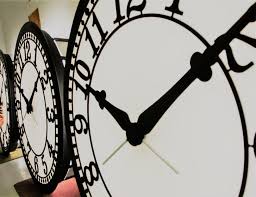 The iana time zone identifier for moldova is europe/chisinau. AnunÈ› Oficial Cu Privire La Schimbarea Orei De VarÄƒ È™i De IarnÄƒ In Ue Emaramures
