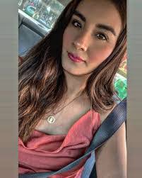 Isabel Mosqueda's Instagram, Twitter & Facebook