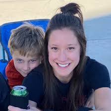 Caitlyn Hopper's Instagram, Twitter & Facebook