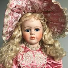 COLLECTIBLE PORCELAIN DOLLS