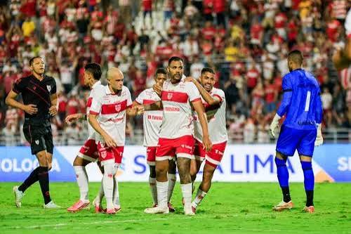 Assista aos melhores momentos: CRB vence o Atl&eacute;tico-GO e se reaproxima do G- 6: 3