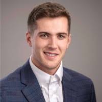 2400+ profilů „Ansel“