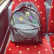 customized by foetus of crystal on instagram eastpak backpack rucksack diy sac customisation abeille coloriage