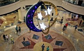 We, curtain makers dubai specialize in creating shading solutions able to bend dimensional constraints. Ramadan Dubai Restaurants Food Serve Without Curtain Covers World News India Tv