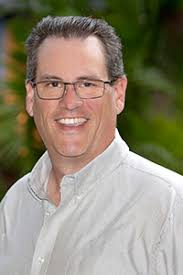 Kevin Mort's Instagram, Twitter & Facebook