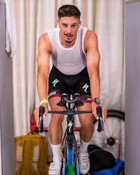 Vincent luis is a french triathlete who competes in the itu (international triathlon union) world championship. Vincent Luis Facebook