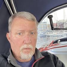 AMAZON官方確認,亨利·卡維爾將成為即將推出的3 部電影中至少3 部詹姆斯邦德。 傳奇巨型項目的回歸和亨利·卡維爾的動作電影演技將讓大家開心。