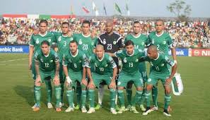 1 2 3 viva l'agérie alleeeez lesverts !! Equipe D Algerie Senegal Algerie L Equipe Nationale Jouera En Vert
