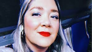 Kelly Mccullough's Instagram, Twitter & Facebook