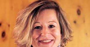 Die Linzerin Nicole Auer leitet das neue Theater-und Feriendorf Königsleitn