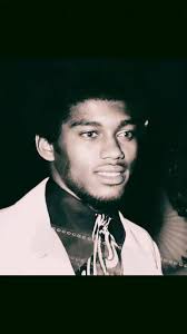 𝐀𝐫𝐭𝐡𝐮𝐫 𝐓- 𝐁𝐨𝐲 𝐑𝐨𝐬𝐬. #singer #throwback #nostalgia #vintage  #archieve #rarephotos #arthurross #arthurtboyross #tboyross #tboy #fashion  #aesthetic #fyp #viral #trending #targetaudience #edit #explore ...