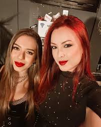 Enjoying the summer (FINALLY!!) 🌊 The fact that I can swim in the sea  without being worried of the blue getting out of my hair or simply turning  into green is SO