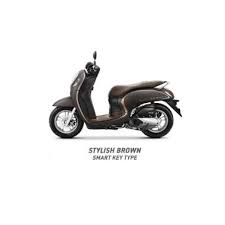 Desainnya memang berbeda dengan scoopy generasi sebelumnya, karena sudah menggunakan lampu depan berteknologi led yang terintegrasi dengan lampu sein. Honda Scoopy 2021 Harga Terbaru April 2021 Blibli