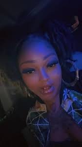 Question for Ladies: Facebook Friend Requests Explained