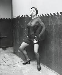 Madonna naked for Herb Ritts - Alrincon.com