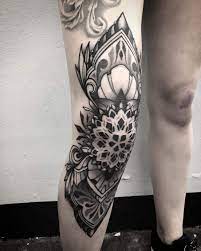 Part Healed Part Fresh Amsterdam Tattoo Convention Ornamental Ornamentaltattoo Blackwork Blackworktattoo Knee T Tattoo Dot Work Tattoo Geometric Tattoo