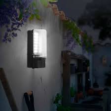I like the small design and the 75 watt equivalent at only 12 watts and a 4000k illumination. 7w Led Bulkhead Dusk To Dawn Sensor Security Light Very Bright 100w Output Ebay