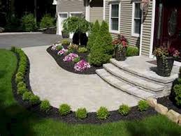 Amazing 20 Simple And Beautiful Front Yard Landscaping On A Budget In 2020 Front Yard Landscaping Simple Yard Landscaping Simple Front Yard Landscaping Design