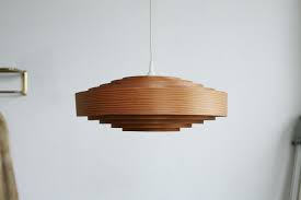 True Vintage Danish Modern Lamellen Deckenlampe Holz 60er Pendant Lampe Spanholz Antiquitaten Kunst Design St Deckenlampe Holz Design Lampen Deckenlampe