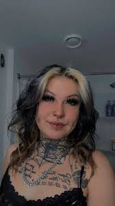 🎄⛄️ Merry Christmas Eve ⛄️🎄 I'm 900 days sober today, and I'm the  happiest I've ever been. 🪁 I hope you have the most wonderful time! Thank  you so much for supporting