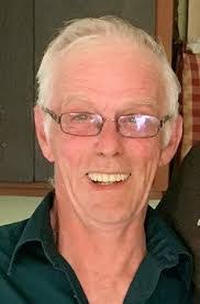 Dana Munn's Instagram, Twitter & Facebook