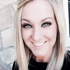 Amber Darden (@AmberDardenxoxo)