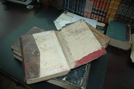 من المكتبات الدارسة في التراث الأحسائي Bahrani History الت ار ي خ الب ح ر اني Facebook