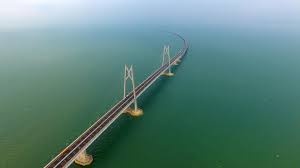 Beijing grand bridge adalah jembatan terpanjang kelima di dunia yang memiliki panjang sampai 48.153 kilometer (29,921 mil). Jembatan Laut Terpanjang Di Dunia Ada Di Tiongkok