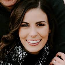 Jenna Hasson's Instagram, Twitter & Facebook