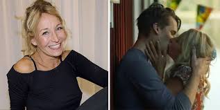 Martina haag on wn network delivers the latest videos and editable pages for news & events, including entertainment, music, sports, science and more, sign up and share your playlists. Martina Haags Heta Hangel Med Ung Hunk Stoppa Pressarna Kandisar Kandisnytt Hant Extra Se Hor Noje