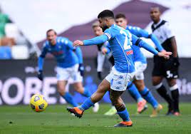 Okaka chuka (udinese) mete el balón al fondo del arco. Supersport On Twitter Seriea Results Verona 2 1 Crotone Parma 0 2 Lazio Udinese 1 2 Napoli