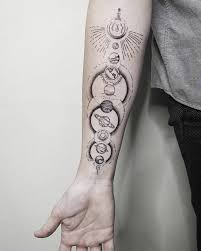 Le Tatouage Graphique Trouver Les Meilleurs Exemples Archzine Fr Sanatsal Dovmeler Geometrik Dovmeler Inspiration Tattoos