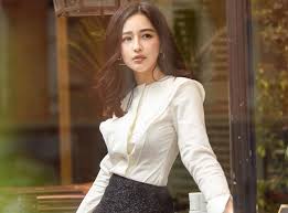 Không muốn chất xám thành sản phẩm miễn phí. Hoa Háº­u Me Chá»©ng Khoan Mai PhÆ°Æ¡ng Thuy Vien Man Vá»›i Nhan Sáº¯c Va Tiá»n Tai Ä'áº·t Má»¥c Tieu Trá»Ÿ Thanh Tá»· Phu TrÆ°á»›c Tuá»•i 40