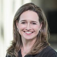 Tracey Elliott's Instagram, Twitter & Facebook