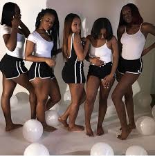 16th Birthday Outfit Girls Birthday Photoshoot Ideas With Friends Pin By Nay On Gang Squad Outfits Best Friend Outfits Friend Outfits