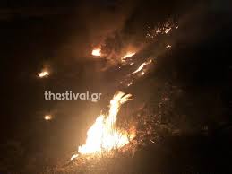 Κάηκε ζωντανός 16χρονος στο σπίτι του, σώθηκε μία μητέρα και το παιδί της Fwtia Twra Stis Floges Kai H 8essalonikh Alphafreepress Gr