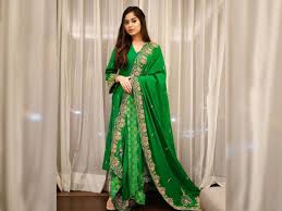 Eid 2024 Modern Eid Looks inspired by Jannat Zubair see photos | जन्नत जुबैर  के सूट हैं ईद के लिए बेस्ट, सिंपल अंदाज में भी दिखाएंगे सबसे सुंदर, देखें  Photos | Hindi News,